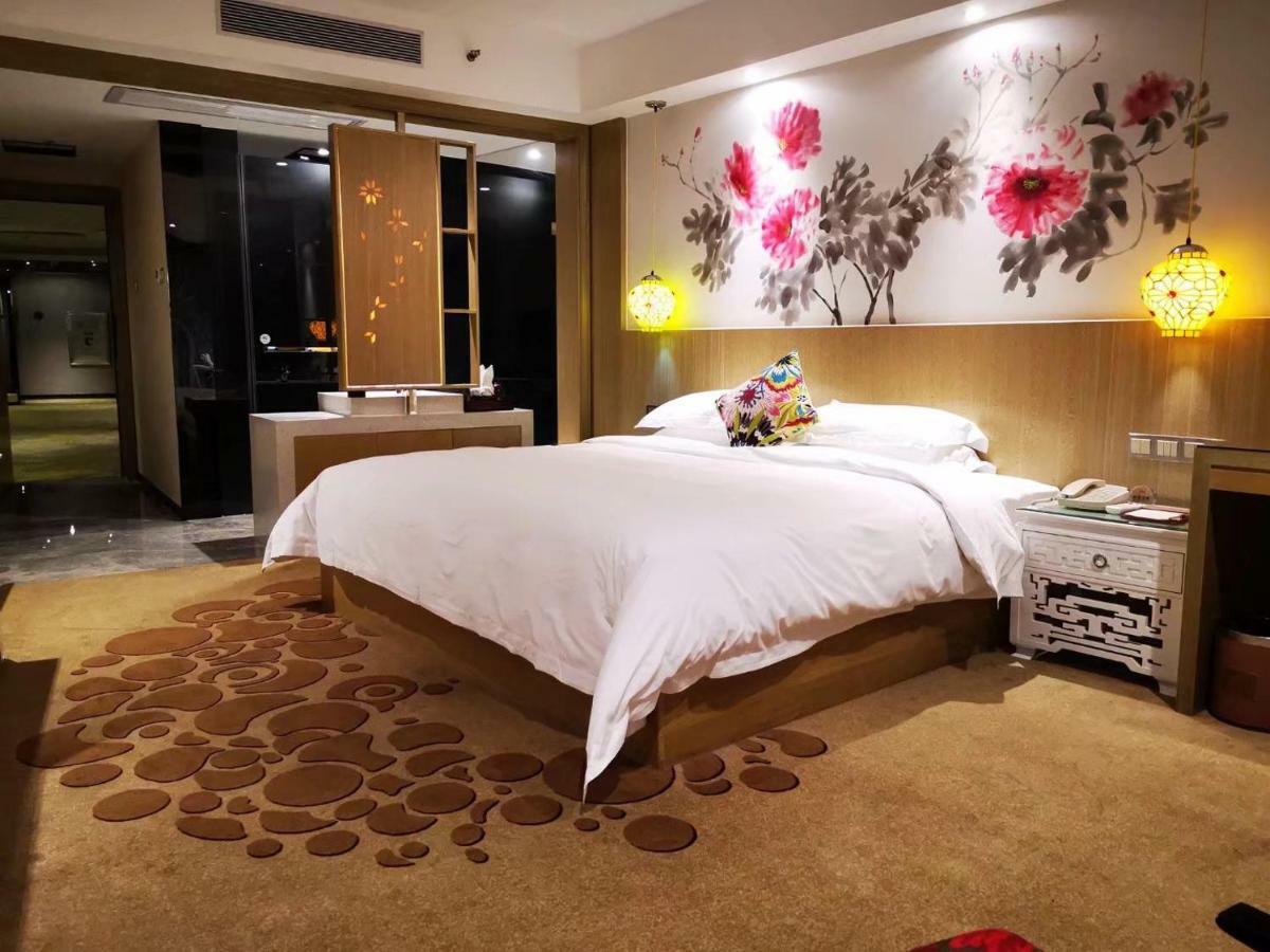 Paco Hotel Beijing Road Pedestrian Street Tuanyida Metro Cantón Exterior foto